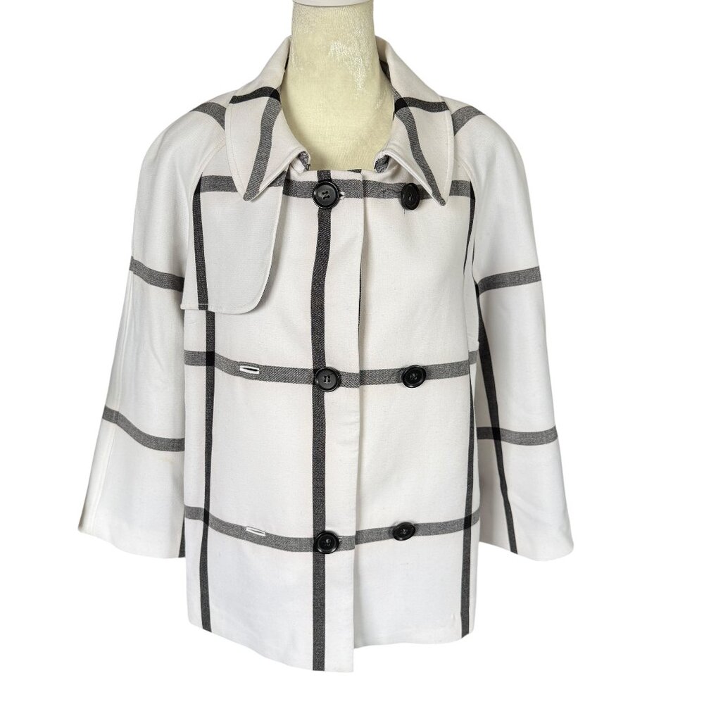 Halogen white with black stripes collared long sleeve button down coat small